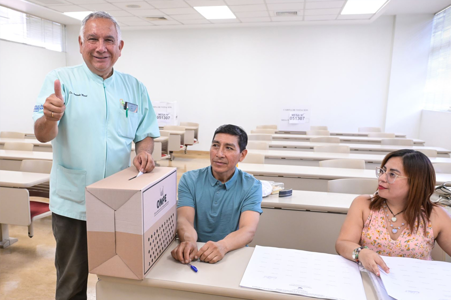 Elecciones 2026: Armando Massé emite su voto